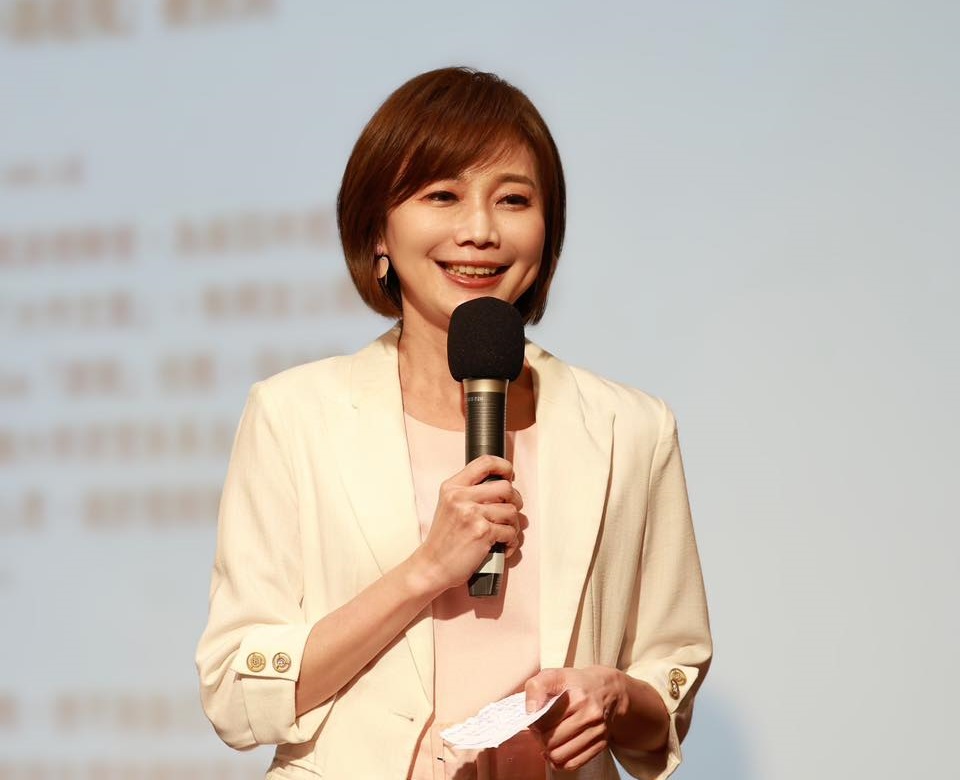 民進黨總統參選人賴清德競總發言人郭雅慧表示，習近平於拜習會中的談話狠狠打臉藍白操弄的戰爭謊言。(圖：郭雅慧臉書)