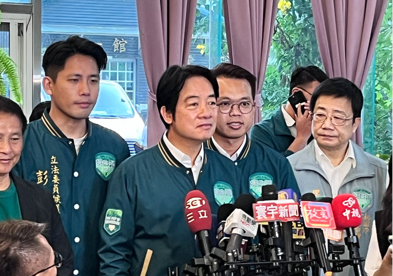 民進黨總統參選人賴清德10日表示，中生納健保是基於醫療人權，也能讓防疫網更加周延。(圖：中央社)