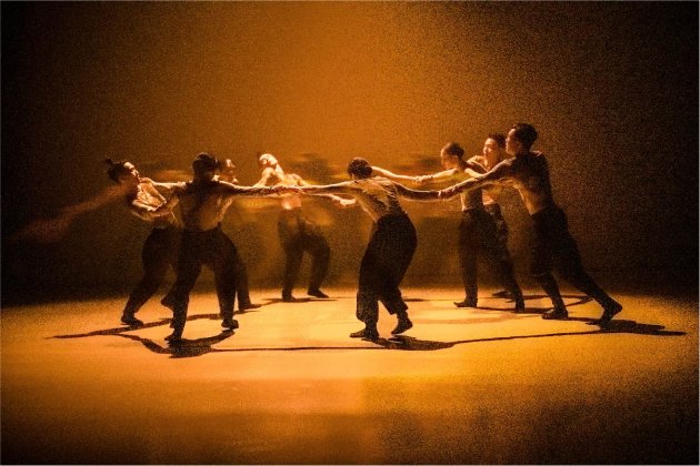 台灣當代舞團「翃舞製作」成立6年來，不只建立國際連結、國際巡演，有自己專屬編舞家，舞者也能編舞創作，讓舞團蓄積極大能量，有望展翅高飛。(翃舞製作提供)