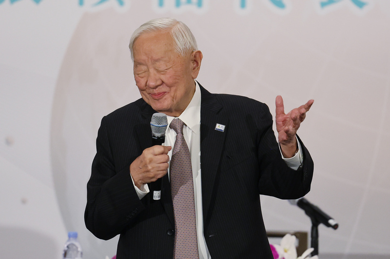產業世代交接關鍵時刻 財訊輯錄50位企業老闆說了甚麼？ episode artwork