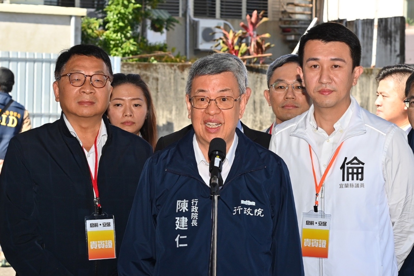 今年稅收有望超徵，行政院長陳建仁表示，會優先用於還債和國務發展。(行政院提供)