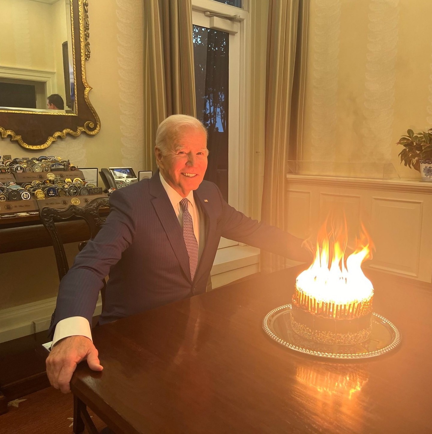 美國總統拜登(Joe Biden)開通Threads帳號，第一張貼文照片就引起熱議。(Threads/@joebiden)
