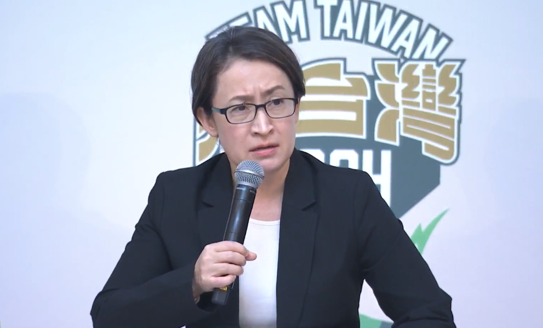 民進黨副總統參選人蕭美琴今天(23日)舉行國際記者會，說明回台參選的決定，以及對大選的期許。(翻攝民進黨直播)