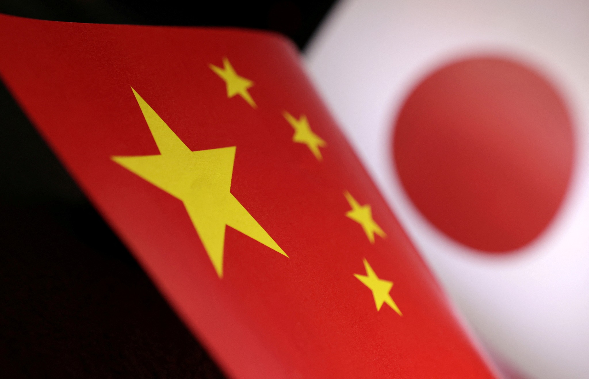 日媒報導，2015年一名日本女子到上海出差時被捕，原因竟是因其在2012至2013年多次在東京與中國駐日大使館官員會面。(路透社/達志影像)
