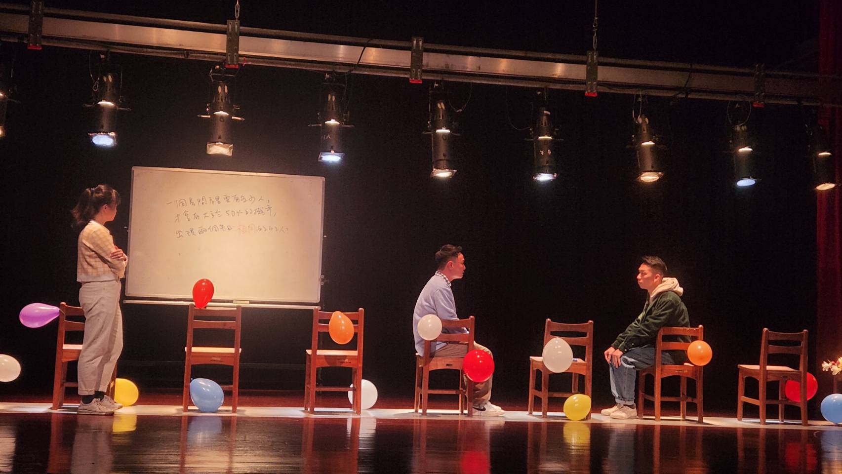 阮劇團今年應邀參與國家人權博物館主辦的「人權藝術生活節」，搬演《陳文成的證明題》，改編自1981年留美博士陳文成遭警總約談後離奇陳屍台大校園事件。(江昭倫 攝)