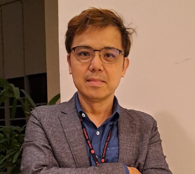 佛光大學社會學暨社會工作學系副教授鄭祖邦8日在中央研究院舉辦的「香港研究走向全球」研討會發表研究，指香港獨立書店面對風險。(圖：中央社)
