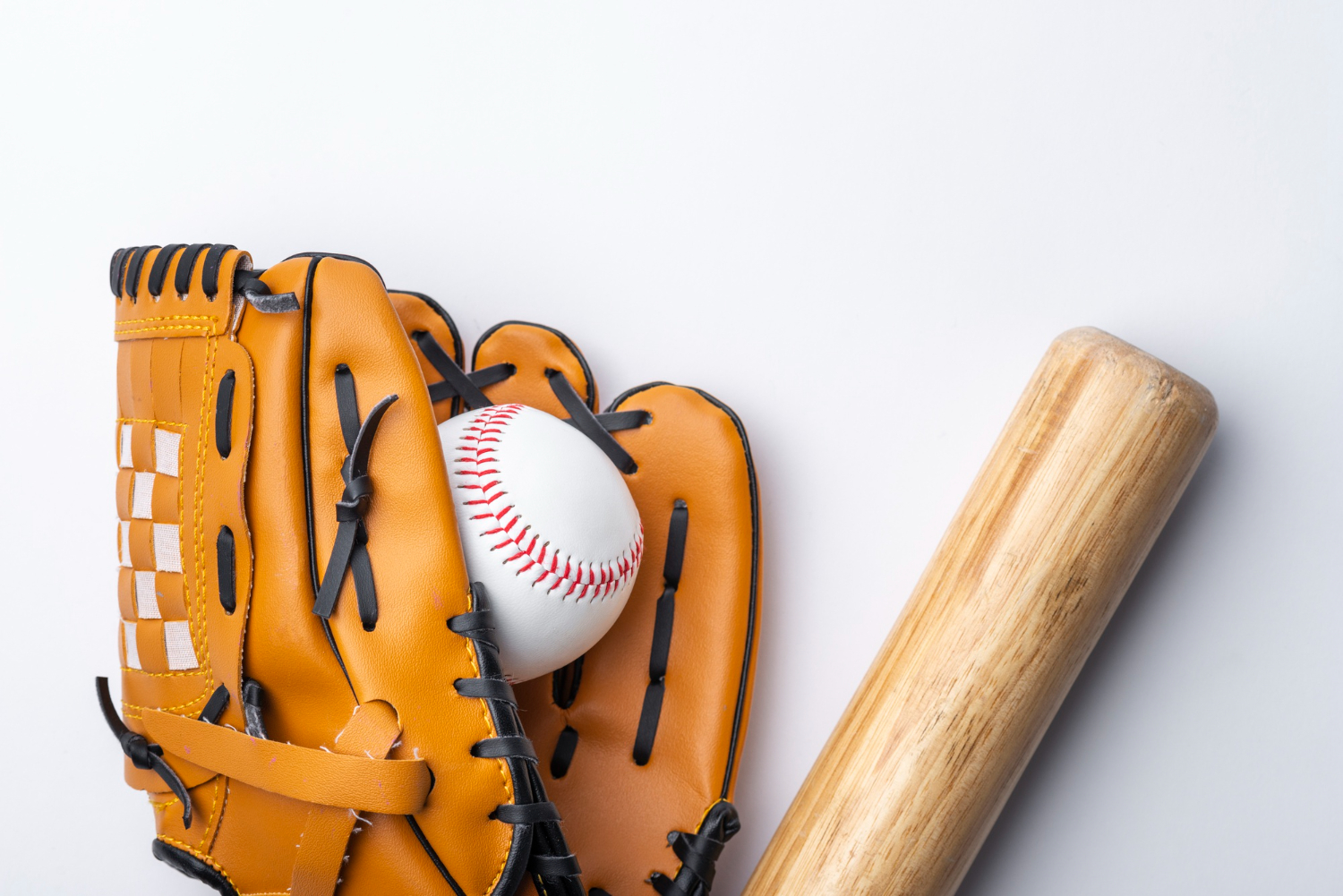 獲中職贈球具，巴基斯坦領隊相當感動。(示意圖/Freepik圖庫)