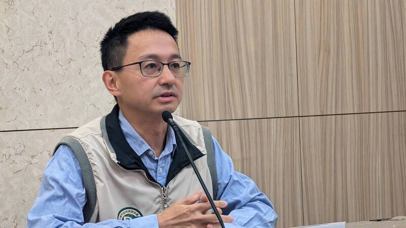 疾管署發言人羅一鈞指出，自去年3月6日解禁後後，中央和地方都沒有針對托嬰中心再恢復過口罩令。(圖：中央社)
