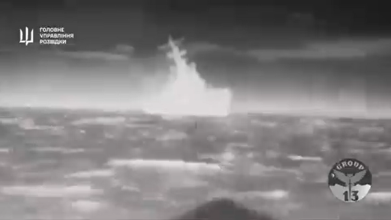 烏克蘭1日表示，在克里米亞半島附近的黑海摧毀一艘俄羅斯飛彈護衛艦。(圖截自X平台)