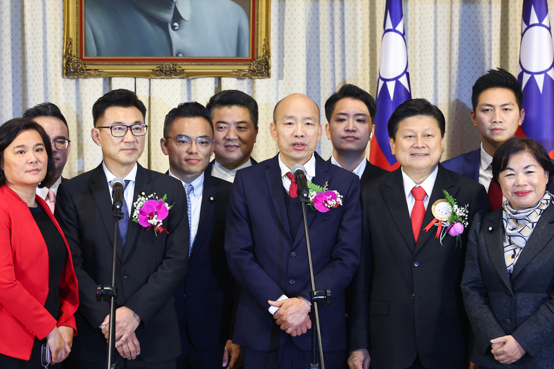 游錫堃連任立法院長失利辭不分區立委 王正旭遞補  法媒揭「皮影戲」AI生成假頻道網絡 散播親中反美論 episode artwork
