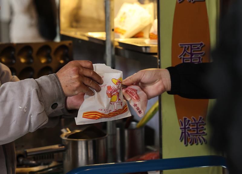 主計總處7日公布2月CPI年增3.08％，其中以食物類漲幅最大，水果受先前颱風因素影響上漲2成多，肉類則因飼養成本高上漲5.45%、外食費也漲4%。(圖：中央社)