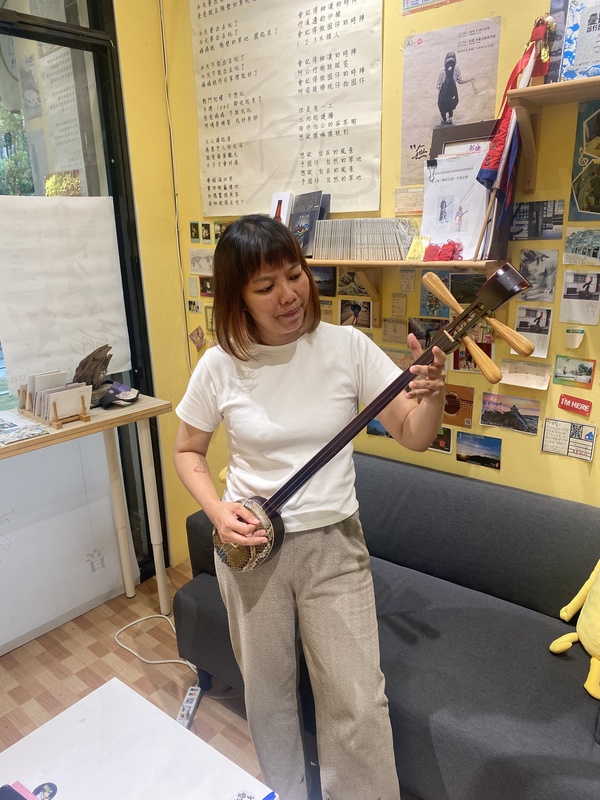台式搖滾登時行，轉來的路帶你走到更遠的所在/創作型歌手-曾立馨 episode artwork