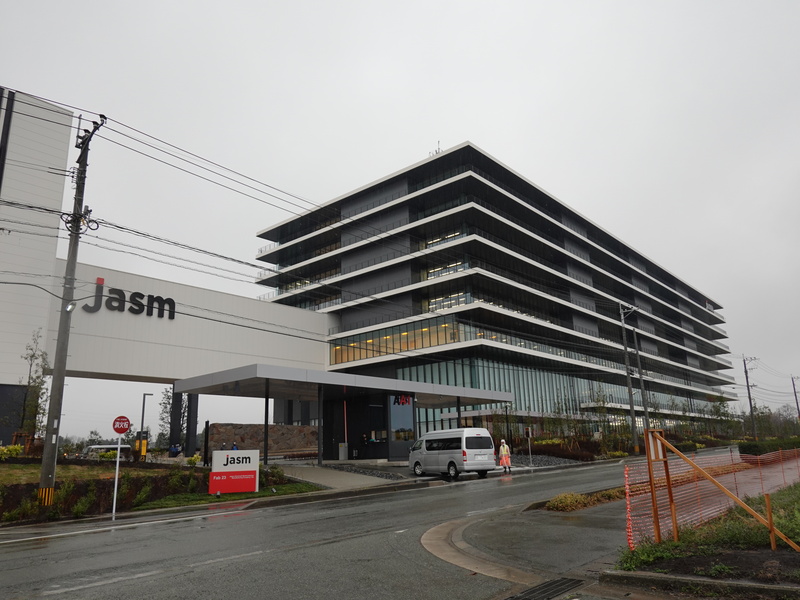 2021年11月9日，台積電與索尼半導體製造宣布在熊本縣合資設立「日本先進半導體製造公司」（JASM），此公司2022年4月動工興建，2023年12月完工，2024年2月24日將舉行開幕典禮。中央社記者楊明珠熊本攝 113年2月22日 (圖：中央社)