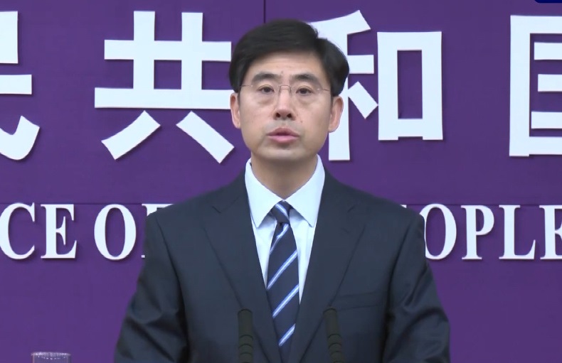 中國商務部發言人何亞東。(圖：微博)