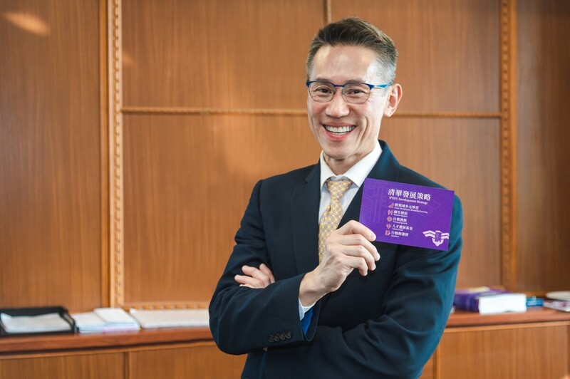 國立清華大學校長同意權人投票事務委員會19日公告，教授高為元續任校長案通過。(圖：中央社)