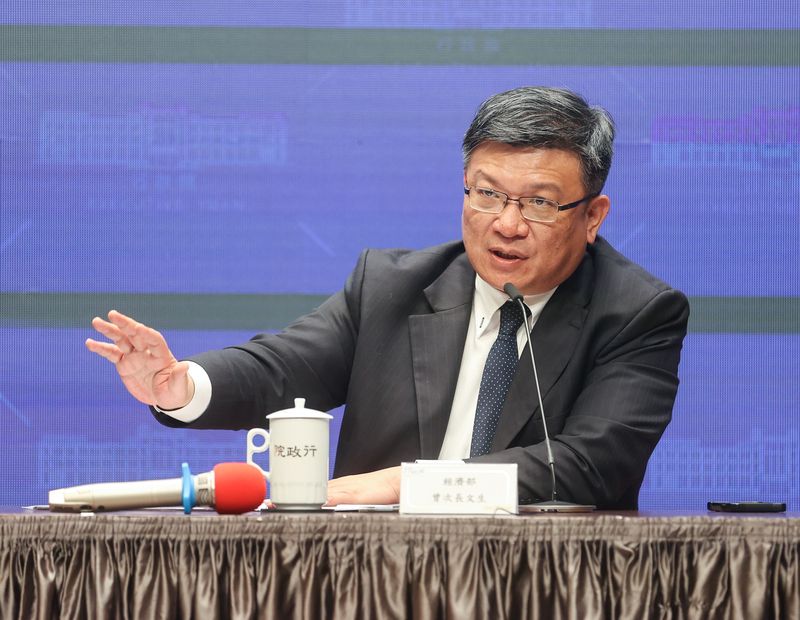 總統府「國家氣候變遷對策委員會」今天(8日)召開首次會議，台灣電力公司董事長曾文生(圖)在會中報告「台灣2035電力供需分析及挑戰」。(資料照/中央社)