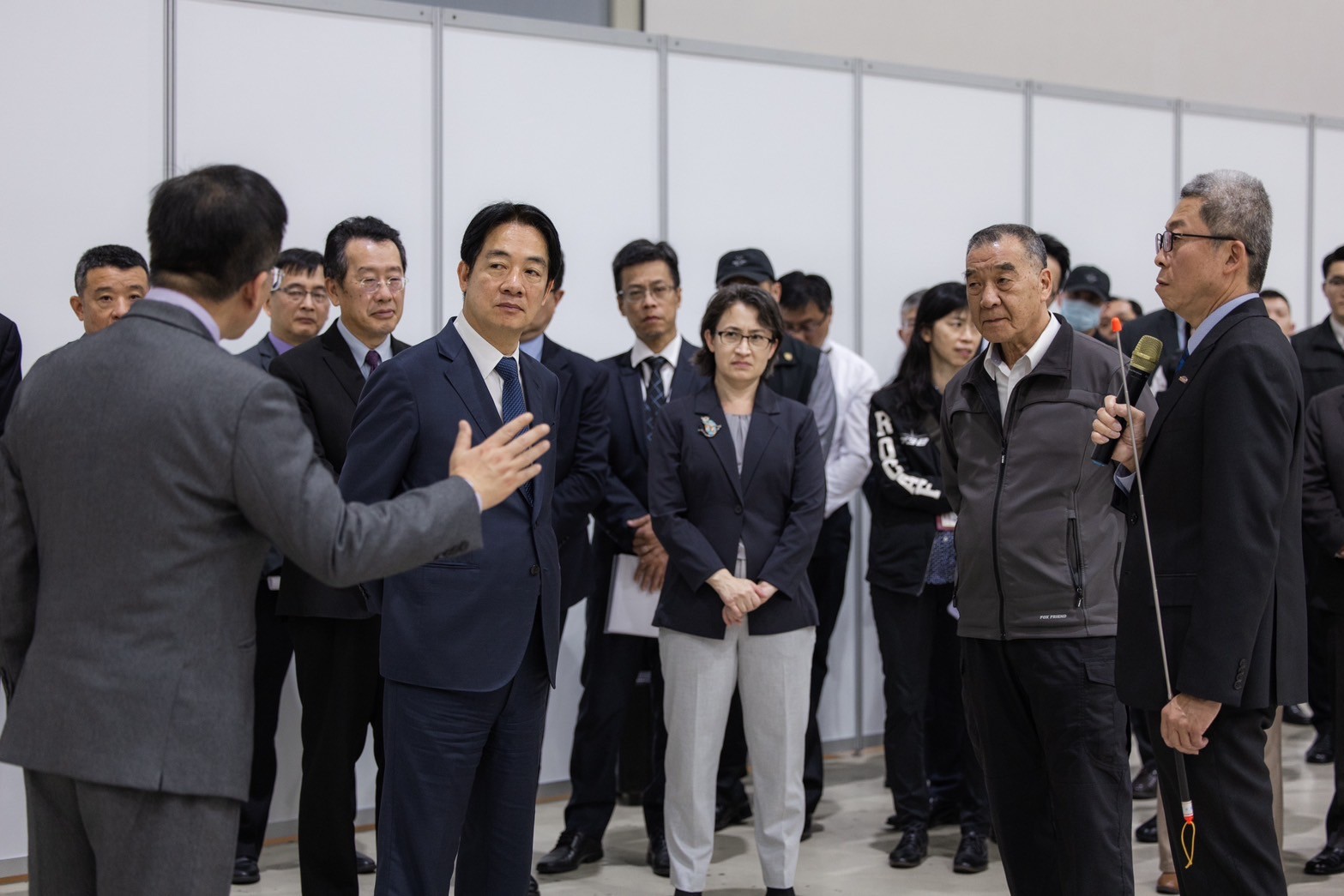 副總統賴清德29日在副總統當選人蕭美琴陪同下訪視國家中山科學研究院。(圖:總統府 Flickr)