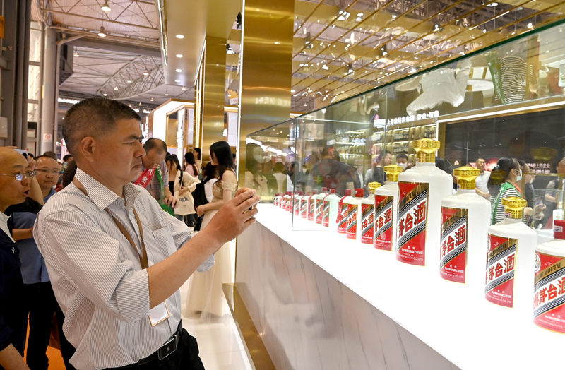 中國經濟疲軟，茅台滯銷。(飲酒過量有礙健康；酒後勿開車；未成年勿飲酒)(資料照/中新社提供/中央社)