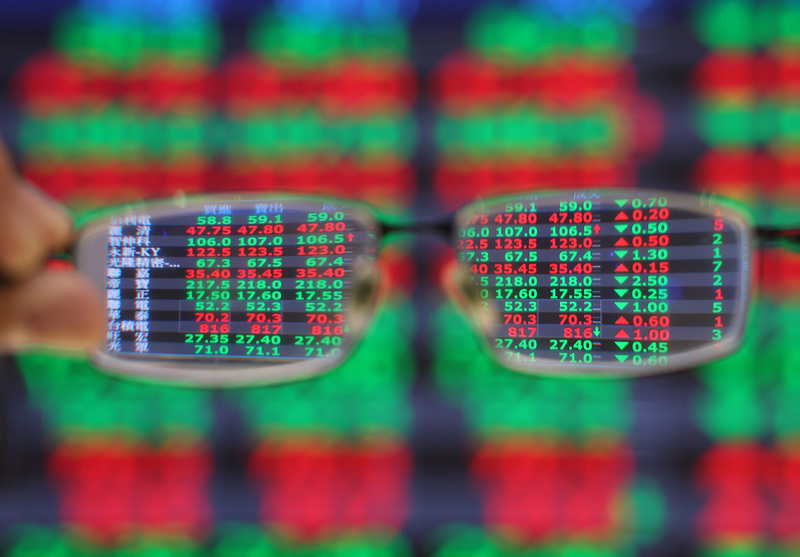 中東局勢動盪，台股開盤後挫逾百點。(資料照/中央社)