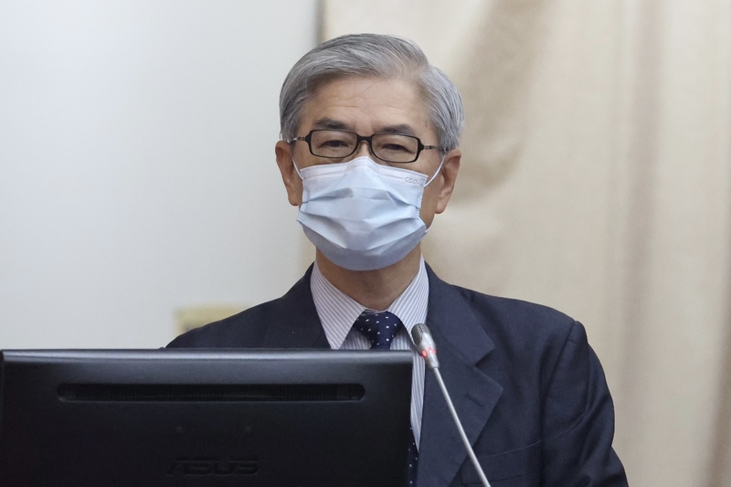 有媒體點名中信金與京城銀正洽談合併，聘金至少新台幣500億元，中信金與京城銀18日均表態，不評論市場傳聞。金管會主委黃天牧上午列席立法院財政委員會，對此表示，針對個案，金管會不予評論。(圖：中央社)
