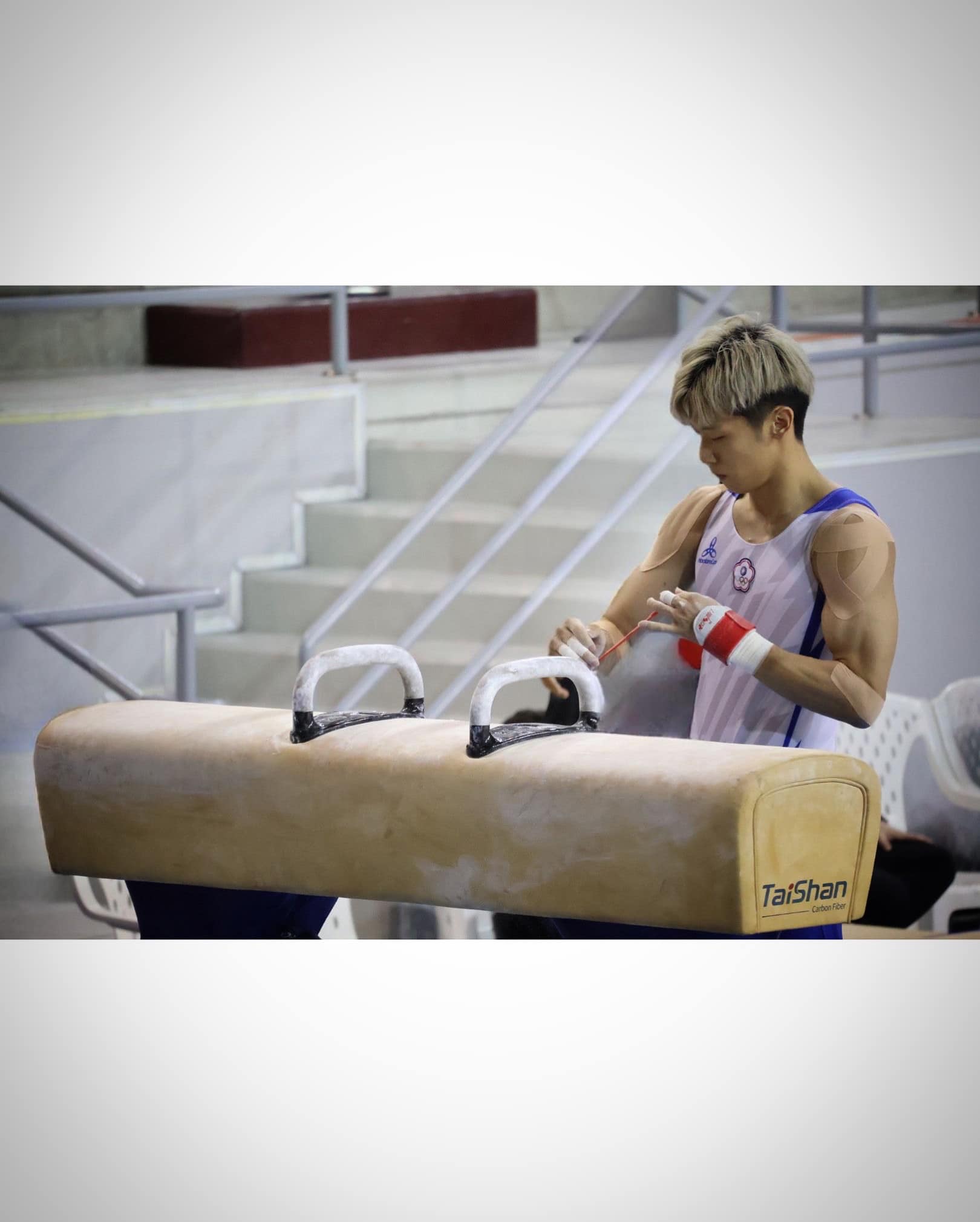 台灣男子體操好手李智凱動刀後調整近1年，將在5月世界盃挑戰賽保加利亞瓦那站復出。(圖：李智凱臉書)