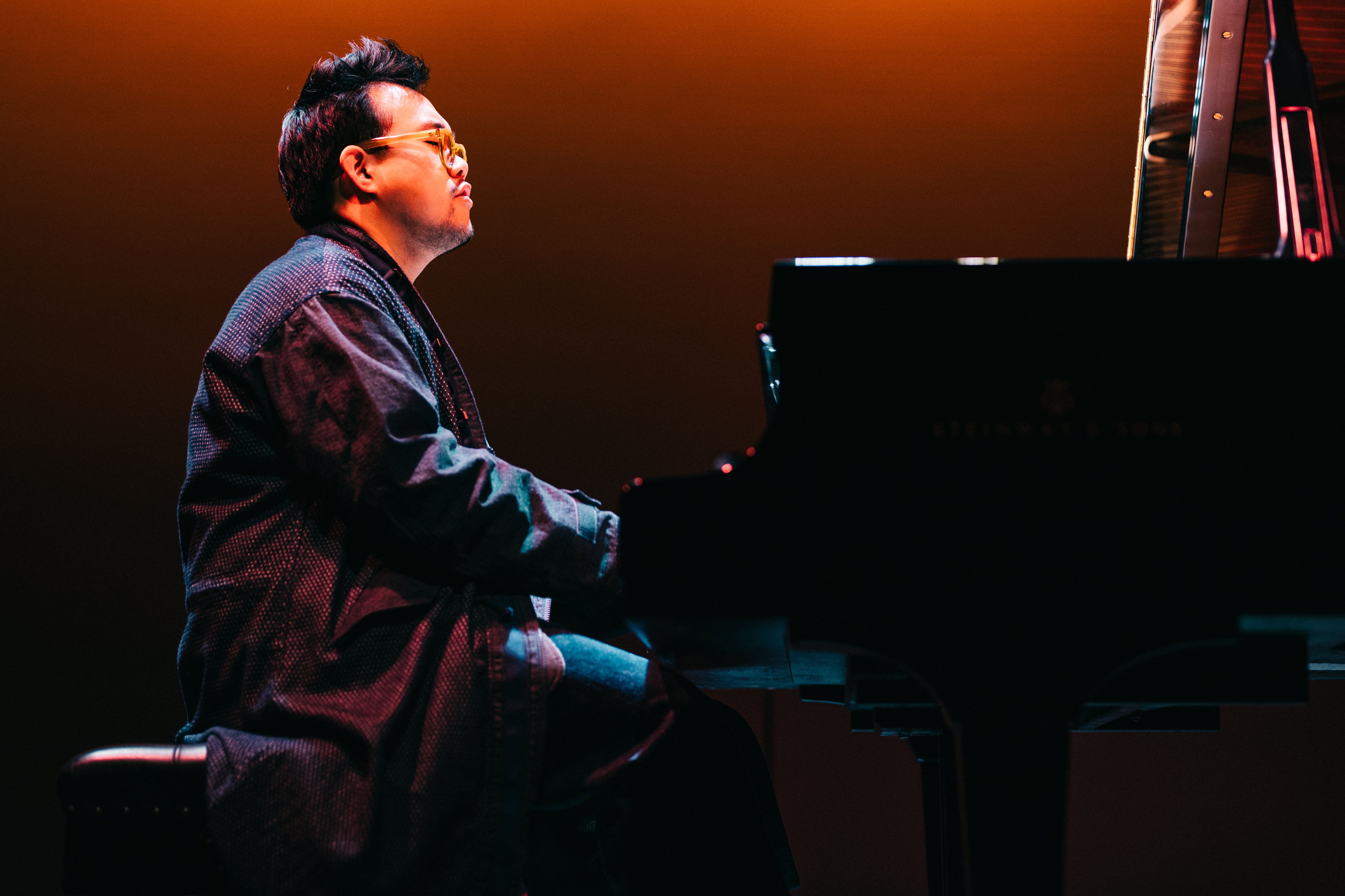 台裔即興鋼琴家柯慶恩首度返台舉辦獨奏會。(柯慶恩提供)