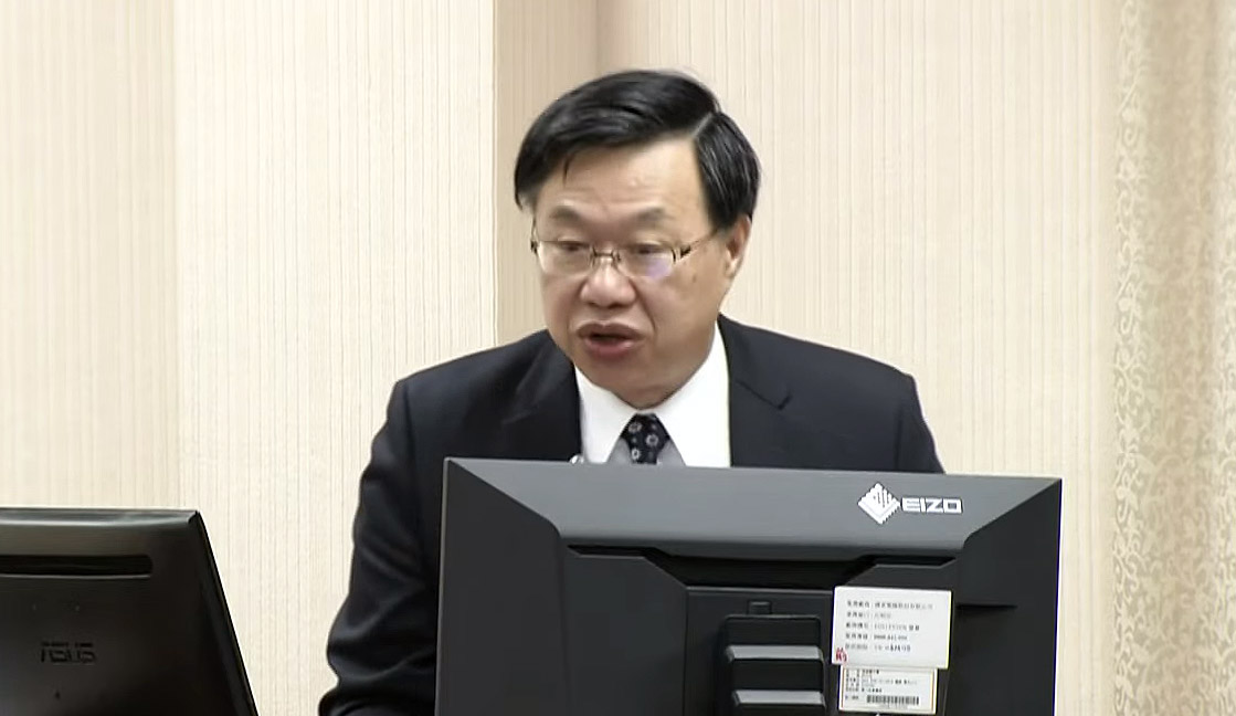 國安局副局長徐錫祥13日在立法院答詢時表示，網路攻擊是中共慣用手法，國安局密切注意、及時應處，讓民眾安心。(翻攝自國會頻道)