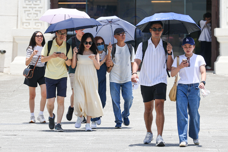 南部及午後山區大雨，各地高溫30度以上。(資料照/中央社)