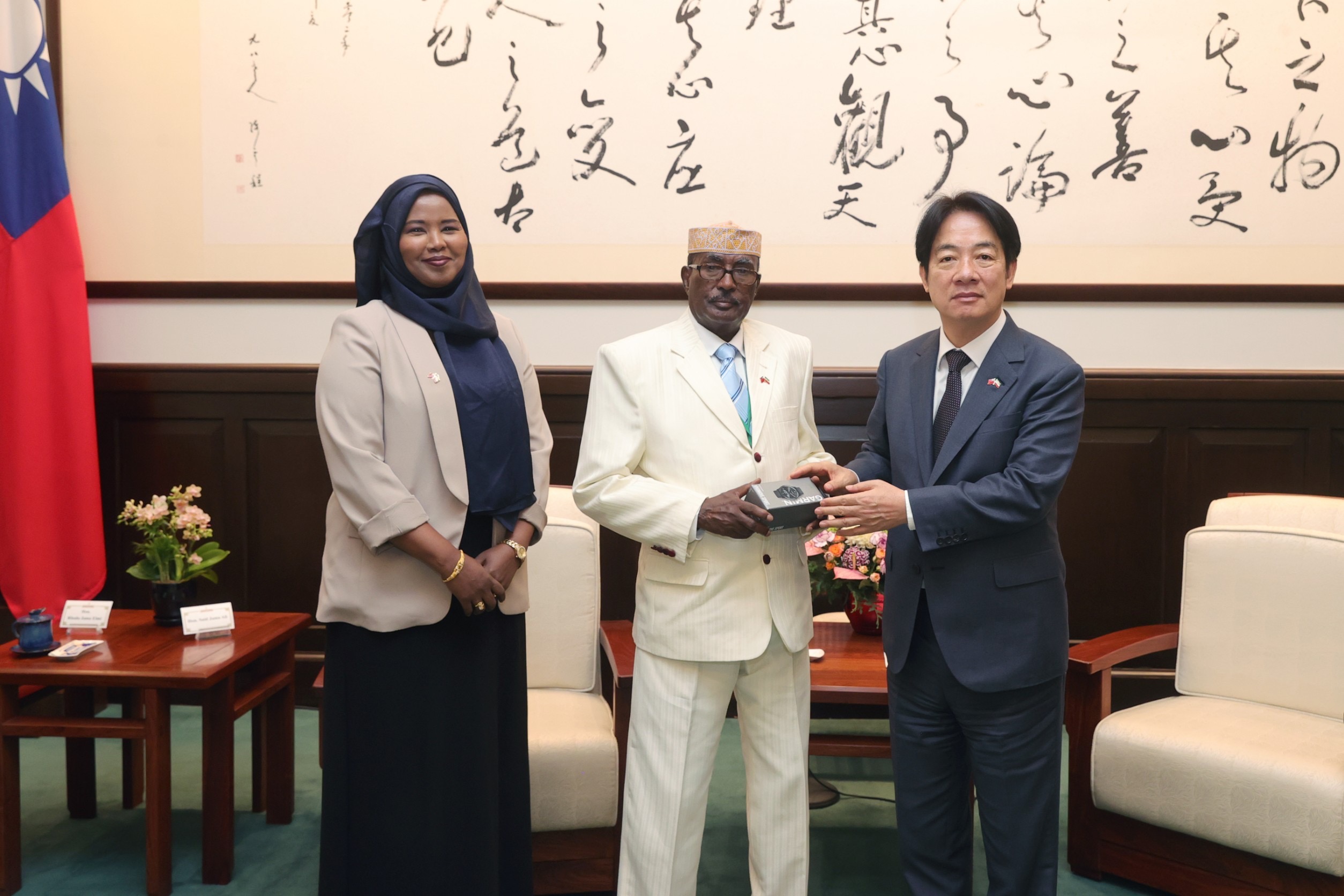 賴清德總統接見索馬利蘭共和國慶賀團。(圖：總統府)