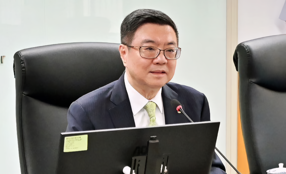 行政院28日證實，卓揆確實在27日晚間聯繫韓國瑜，希望他聽取民眾聲音，讓有爭議的法案能在立法院持續進行理性討論。(行政院提供)