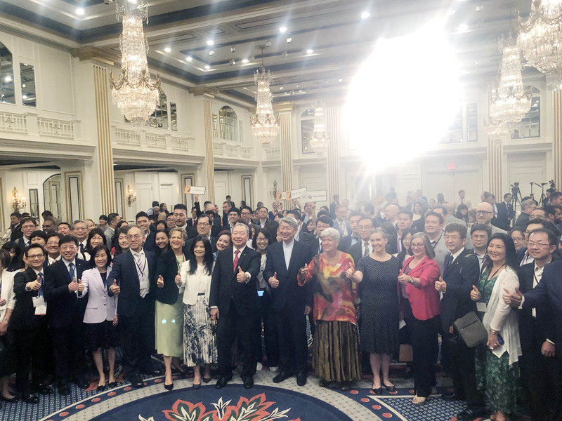 美國年度招商大會「選擇美國」投資高峰會23至26日在華府近郊舉行，駐美代表處23日舉辦歡迎台灣代表團酒會。 (圖：中央社)