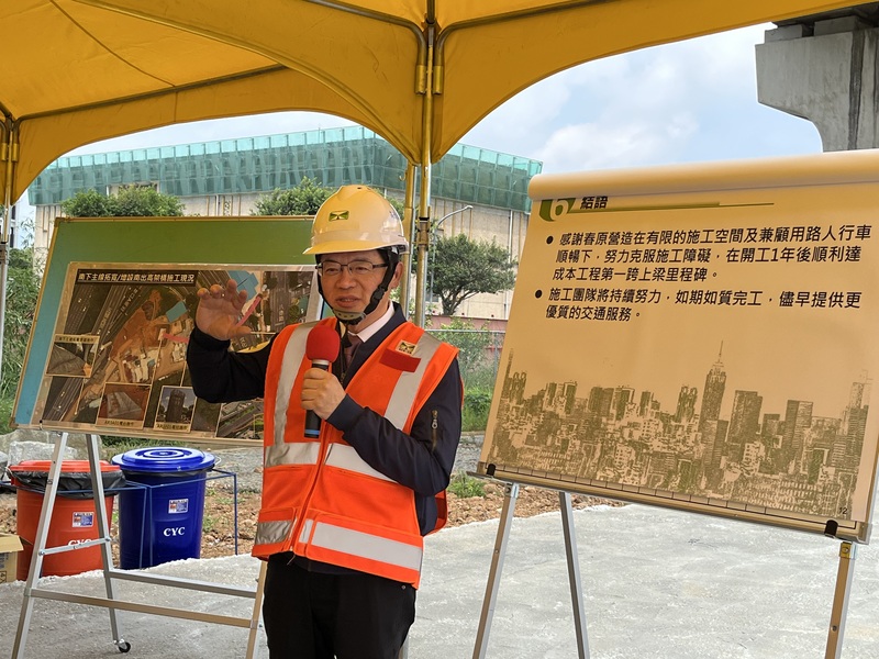 交通部長李孟諺28日表示，提升旅遊警示主要是提醒國人注意對岸的法令，考量自身的安全，同時減少業者帶團的糾紛。(圖：中央社)