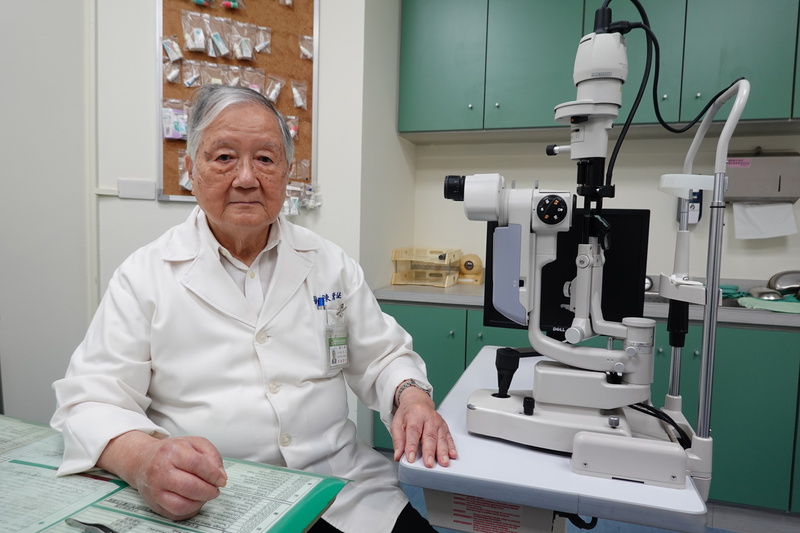 開設恆春第一個眼科門診，獻身偏鄉醫療30年的90歲眼科醫師陳雲址15日逝世。(圖：中央社)