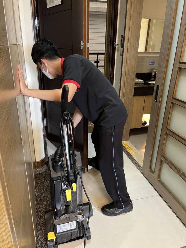 勞動部將打開評點制配額的天花板，僑外生和雇主未來就不用擔心額滿的問題，預計7月底前將完成相關法規的修訂。(圖：中央社)