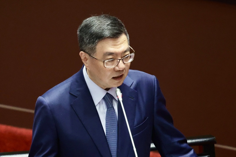 行政院長卓榮泰2日表示，在2030年之前，政府有充裕的準備，未來還有新的電廠會增加。(圖：中央社)