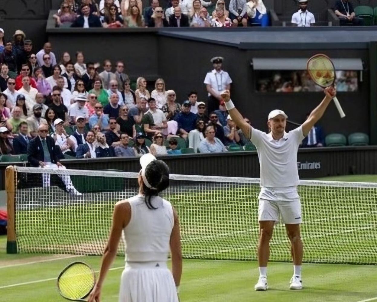 台灣網球女將謝淑薇與波蘭搭檔傑林斯基（Jan Zielinski）(X平台)