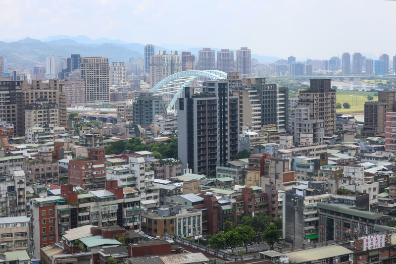 受新青安貸款政策推動，國內銀行不動產貸款集中度飆升。示意圖。(圖：中央社)