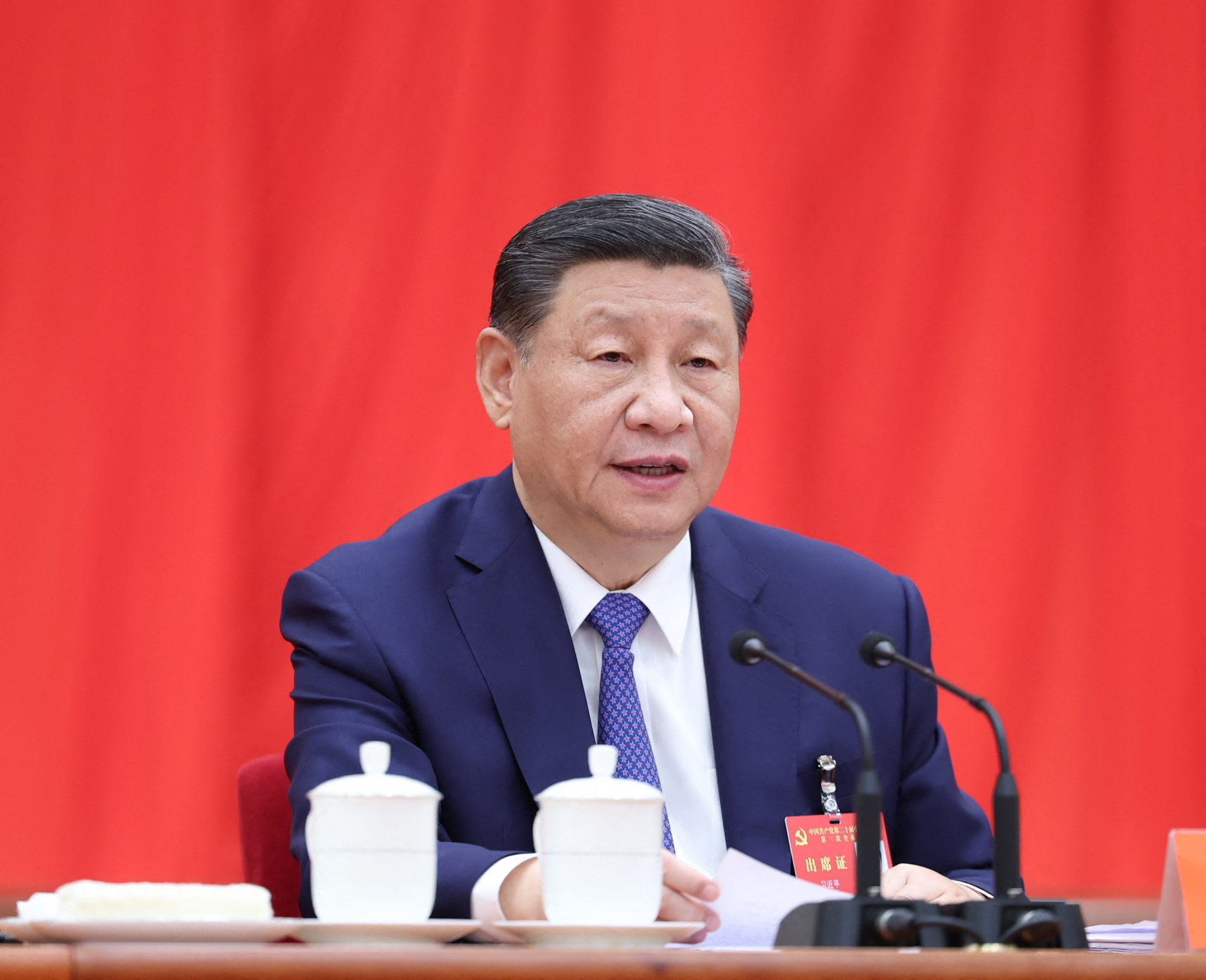中共總書記習近平29日前往上海視察，將人工智慧作為首先視察對象。(AFP)