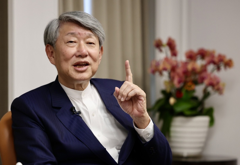 經濟部長郭智輝（圖）21日下午接見AMD(超微)，引起各界關注，對此經濟部傍晚指出，AMD於拜會中向郭智輝表示，將於台南市、高雄市都設置研發據點，（資料照／圖：中央社）