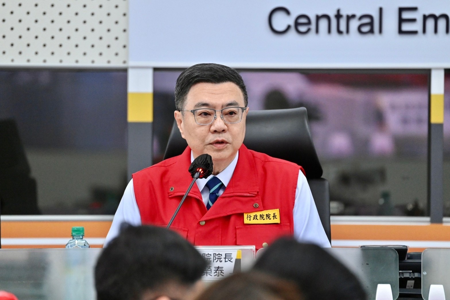 行政院長卓榮泰說明台電正在力拚恢復供電，也請農業部掌握農損情形儘速核發補助。資料照。(行政院提供)