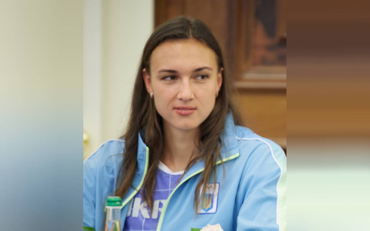 烏克蘭獨木舟選手雷巴喬克(Anastasiia Rybachok)在本屆巴黎奧運比賽中出場時，表達想用比賽報答作戰中的同胞的決心。（圖：維基百科）
