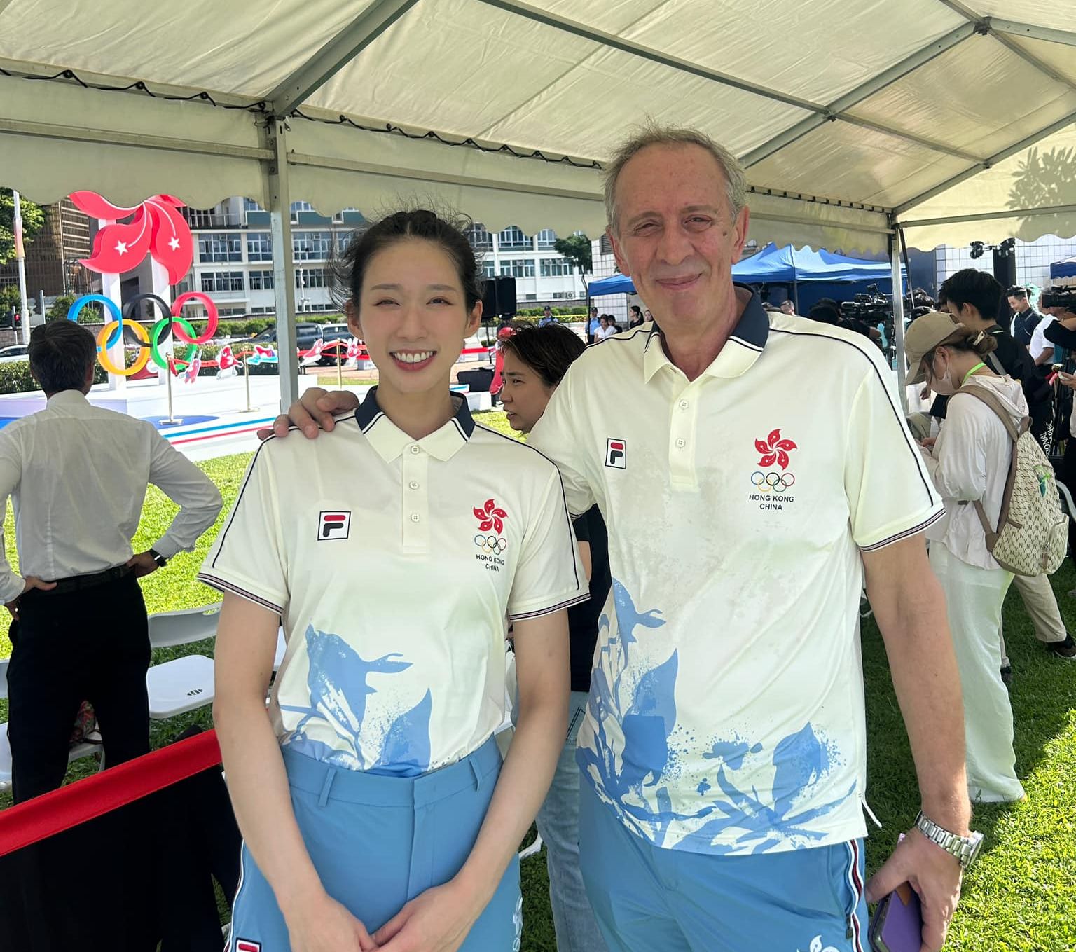 香港選手江旻憓在巴黎奧運獲得女子銳劍個人賽金牌。(臉書)