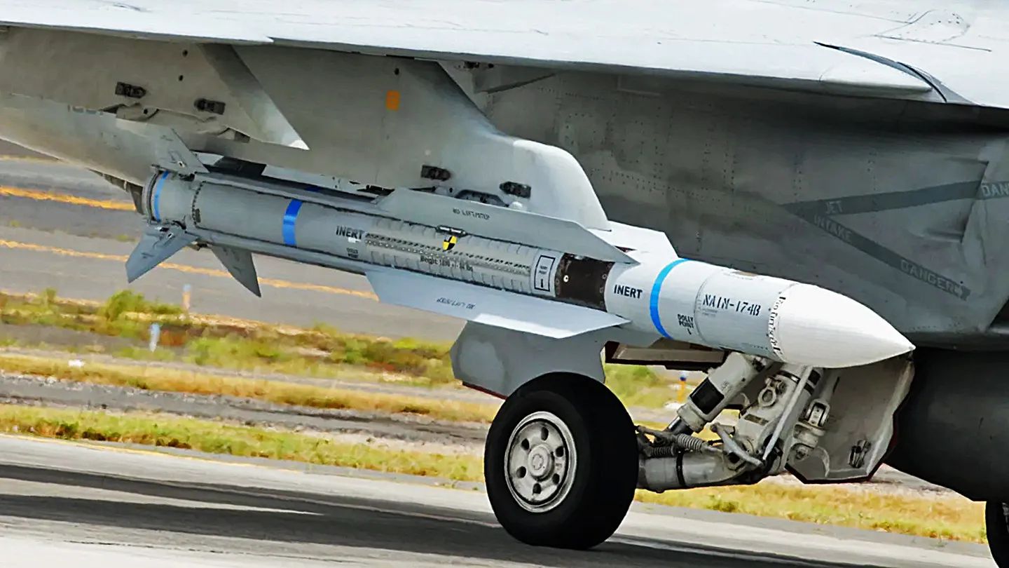 美部署新長程空對空飛彈AIM-174B。示意圖。 (圖:美國海軍)
