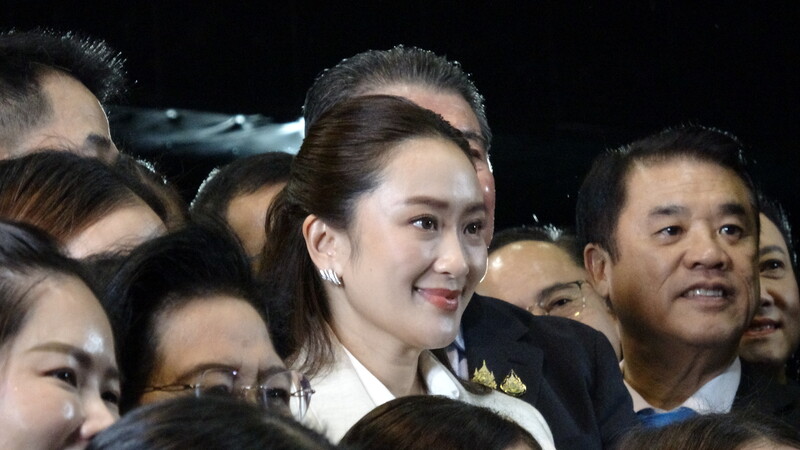 劉必榮時間：泰國歷來最年輕女總理就任、美國民主黨選戰隊形已然改變 episode artwork