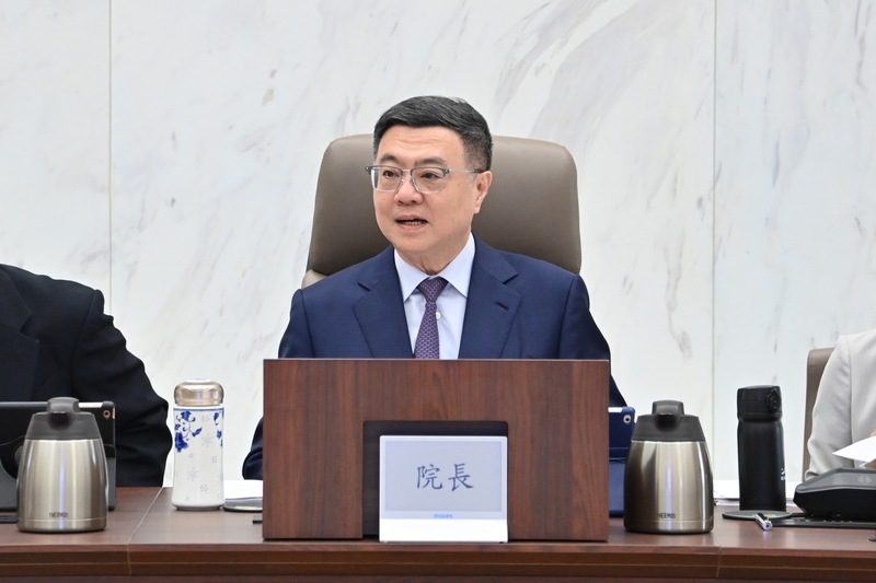 為持續積極建構食品安全體系，行政院長卓榮泰(圖)表示，食品安全相關經費會逐年增加。(資料照/中央社)