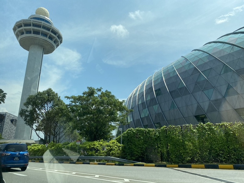 為了防範非洲M痘疫情，新加坡在港口和機場設立體溫檢測站，監測篩查從有傳播風險國家入境的旅客和機組人員。圖為樟宜機場。(圖：中央社)
