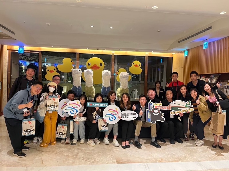 高雄市觀光局與航空公司、旅行社及飯店合作，邀請香港旅遊業者來高雄踩線。(高雄市觀光局提供)
