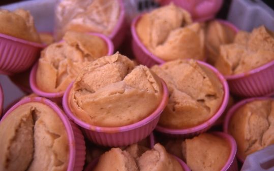 發粄(客)、發粿(閩)、發糕