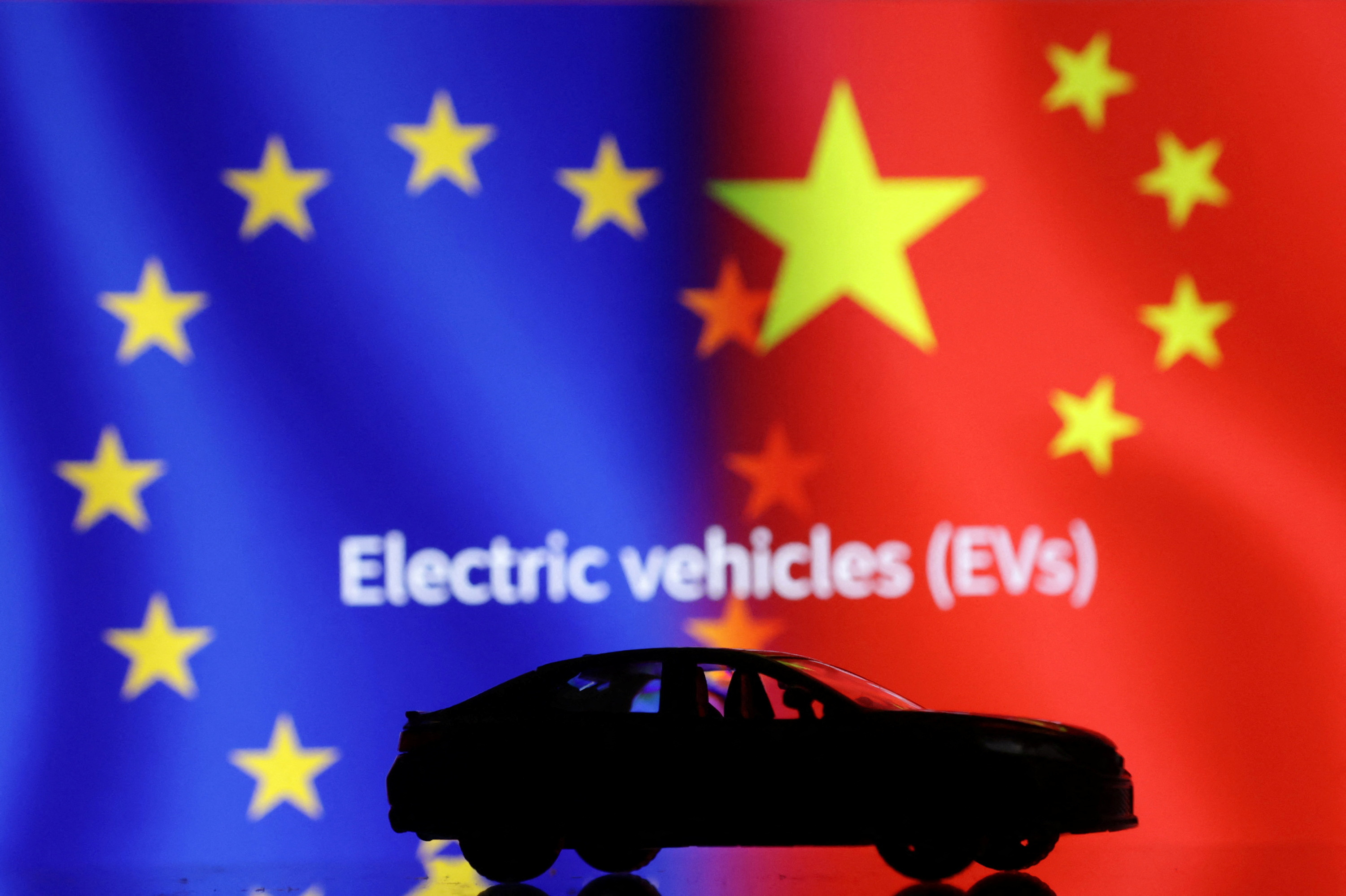 歐盟投票通過，將對中國進口電動車徵收最高45%關稅。(路透社/達志影像)