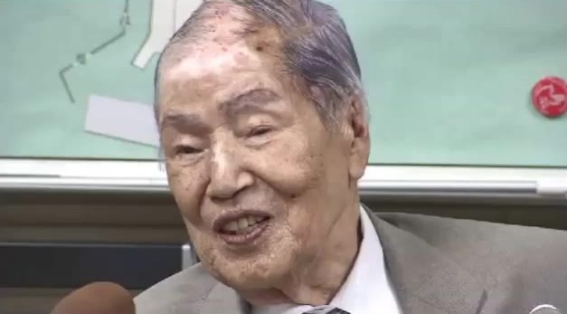 日本原水爆被害者團體協議會(簡稱「日本被團協」)11日獲頒諾貝爾和平獎，已故的「皮卡咚」老師坪井直(圖)被認為是促成「被團協」奪得諾貝爾和平獎的推手。(X平台)